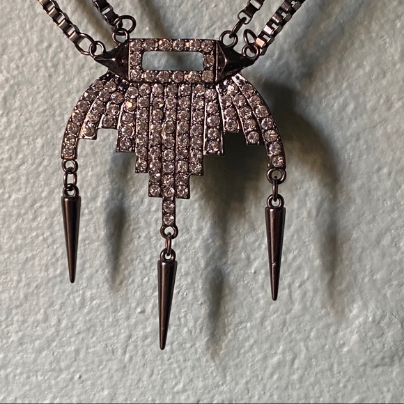 JewelMint Cersai necklace - Picture 3 of 5